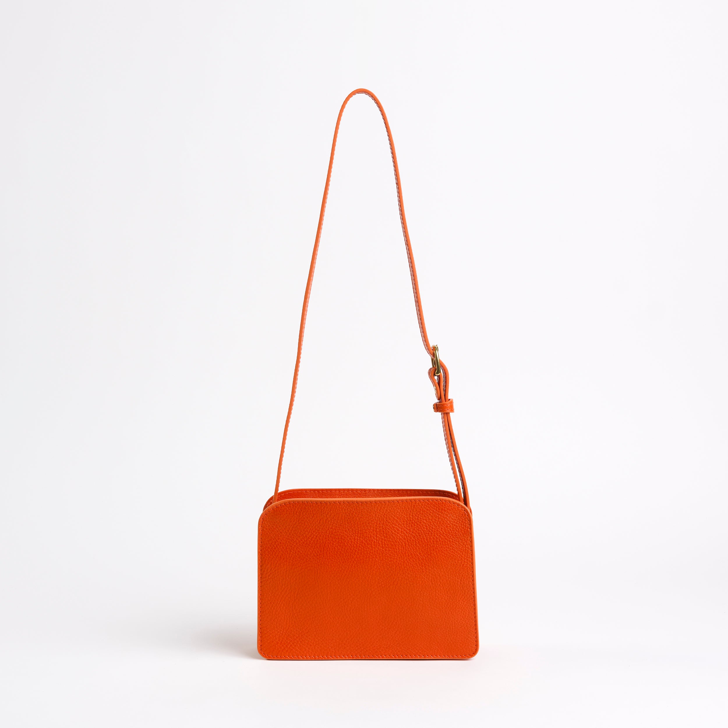 Anni in Carrot – LINDQUIST