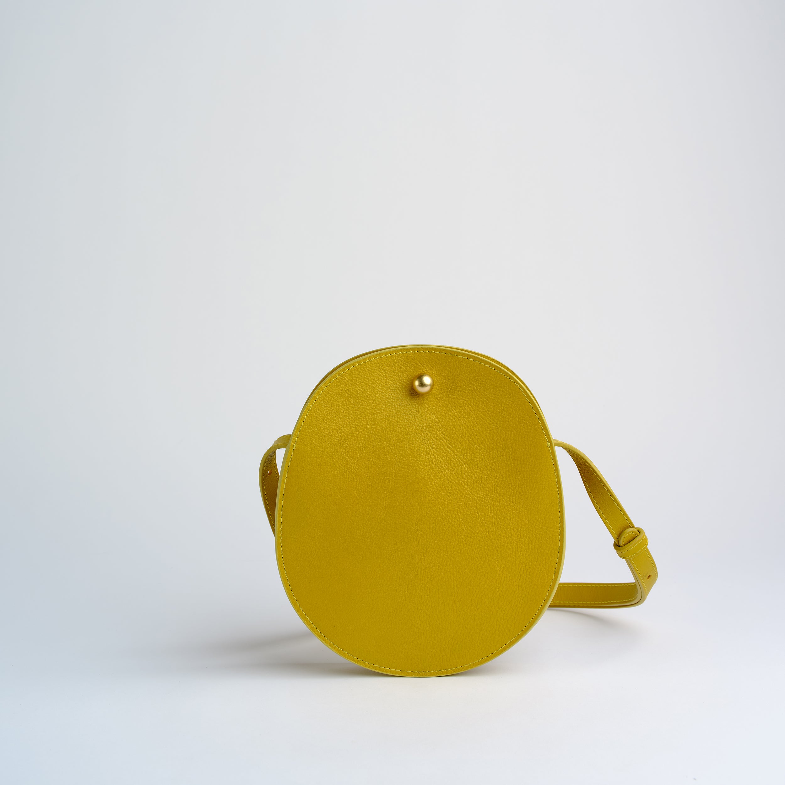 LINDQUIST Eggi in Black main image 1