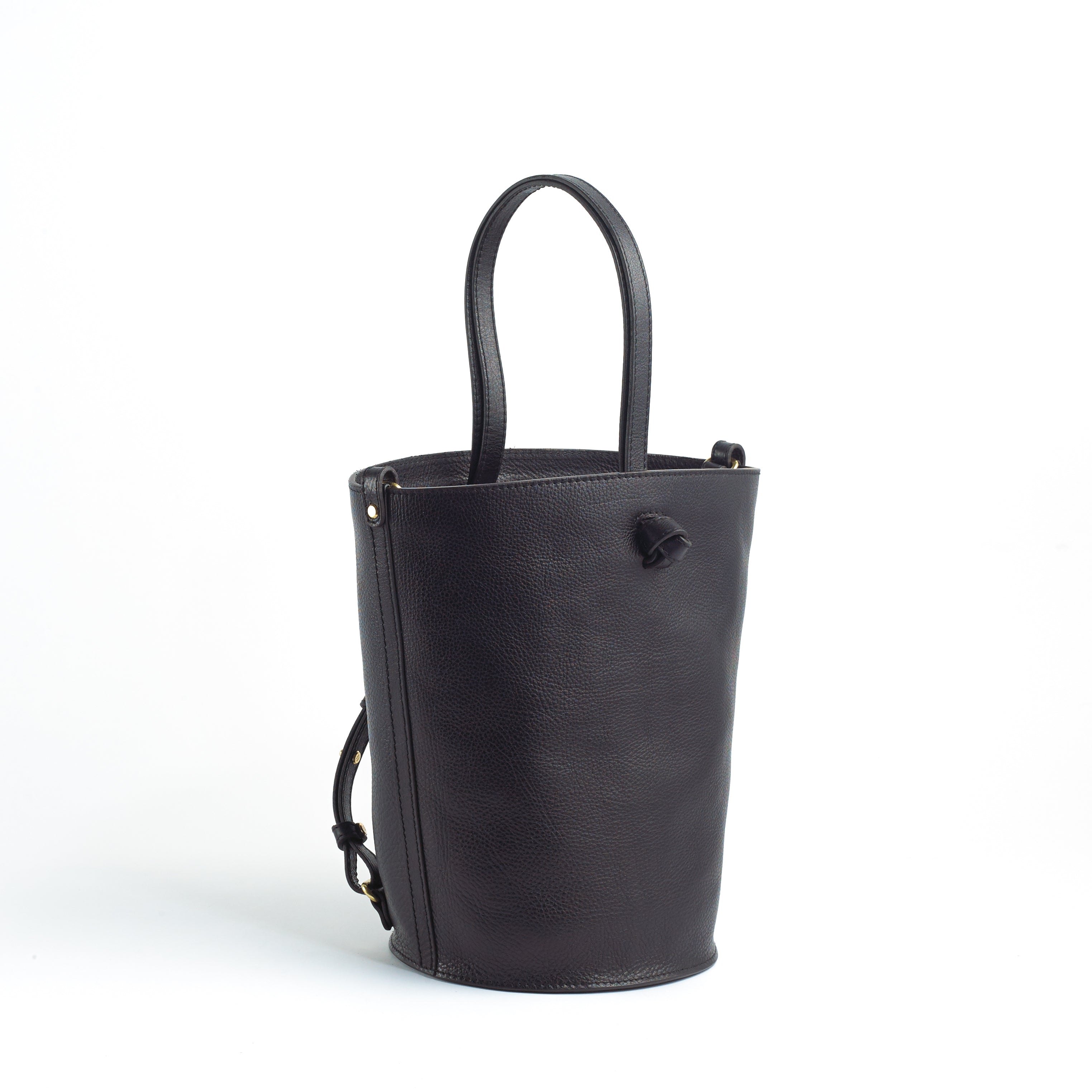 Small Cyl in Black – LINDQUIST