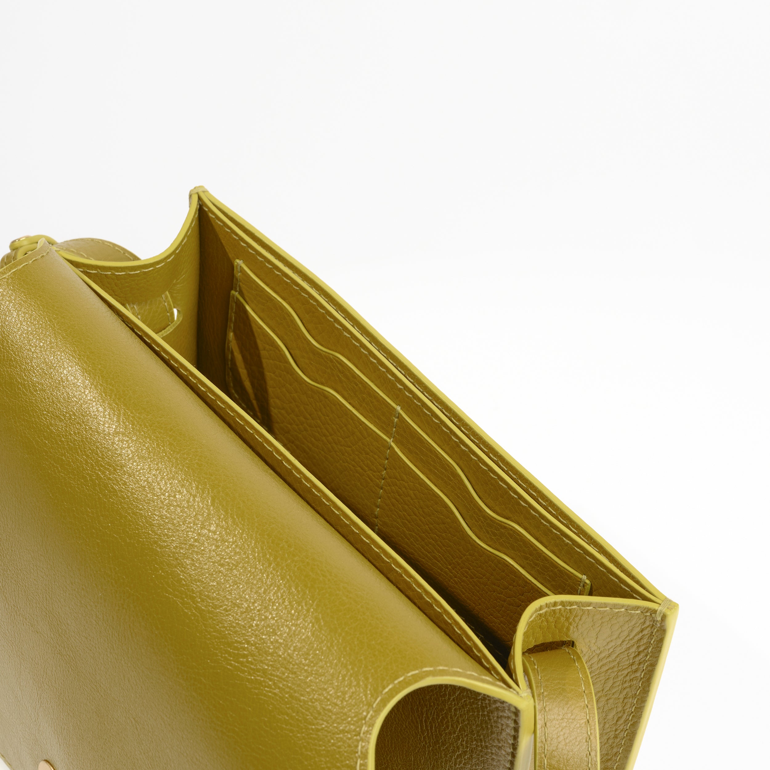 Val in Green Ochre – LINDQUIST