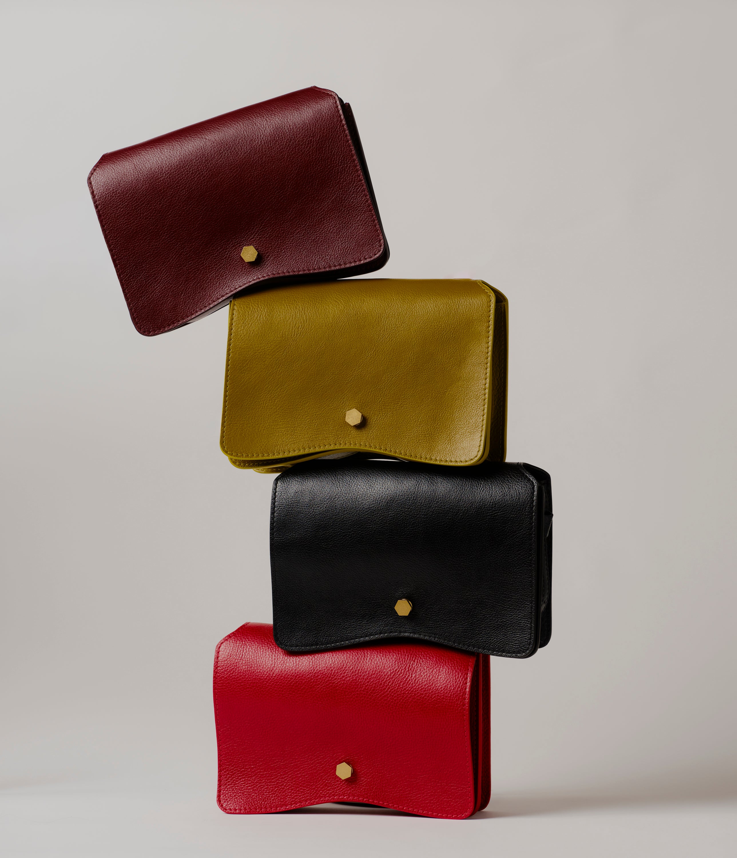 Val in Green Ochre – LINDQUIST