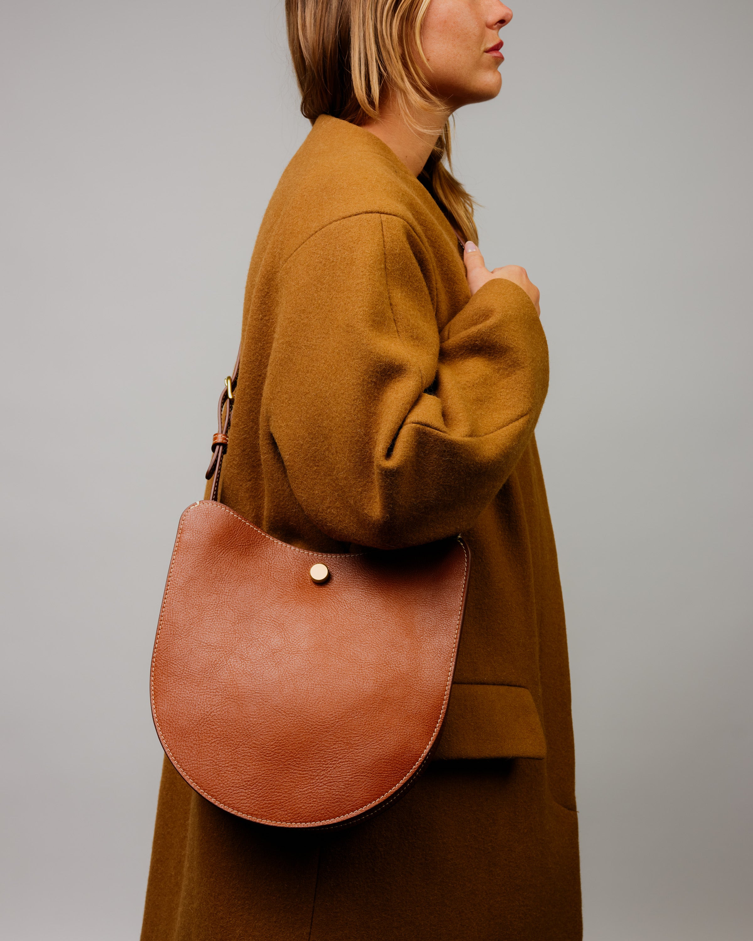 Savoie in Leather Brown – LINDQUIST