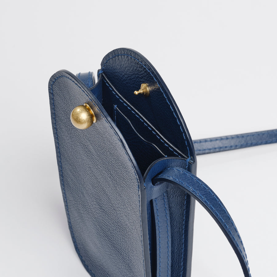 Segui in Indigo