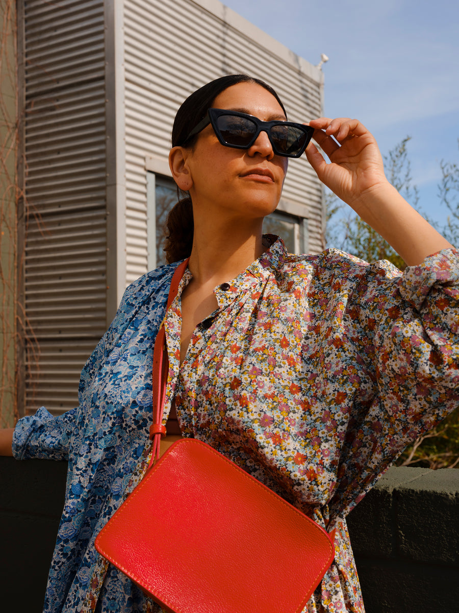 Carla Colour Modan Sunglasses in Midnight Black