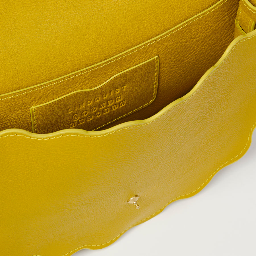 Limited Edition Scallop Shell Mezzo in Chartreuse