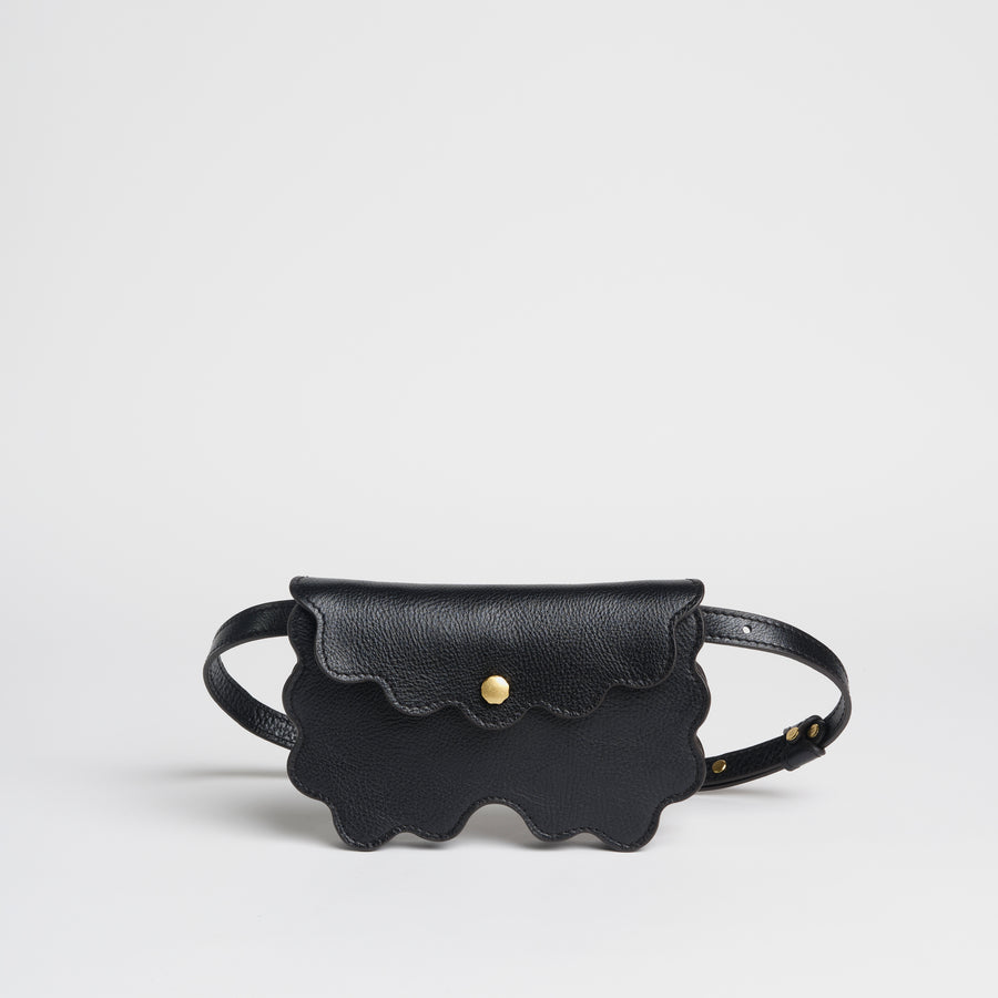 Limited Edition Scallop Shell Faba in Black