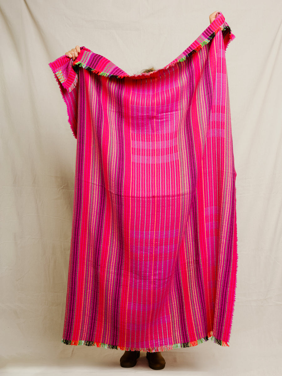 Estuary Wool Woven Blanket in Fuschia