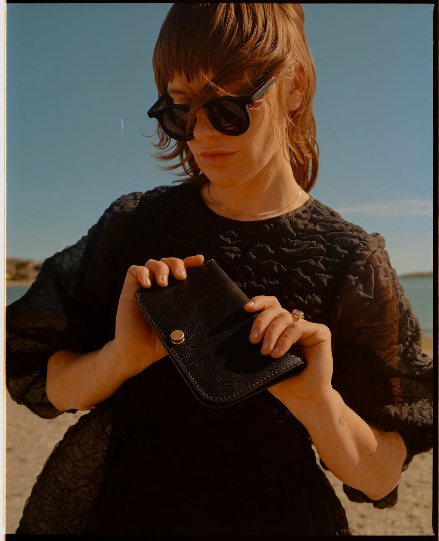 Lina Wallet in Black