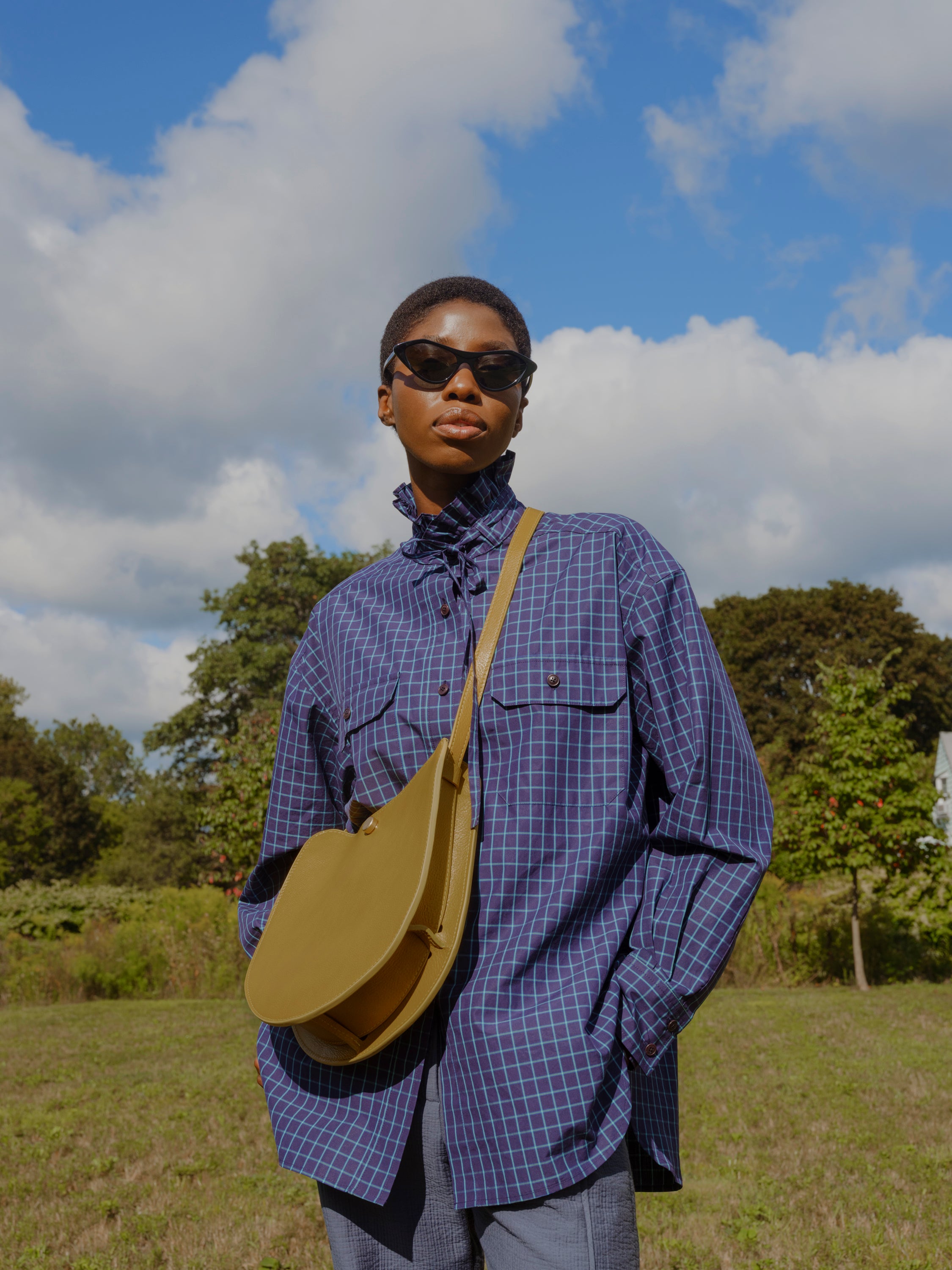 Carla Colour Kosmos Sunglasses in Jet Black – LINDQUIST