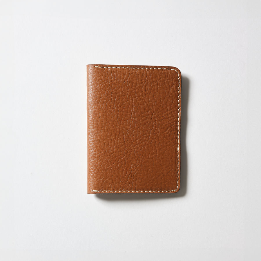 Syd Passport Wallet in Leather Brown