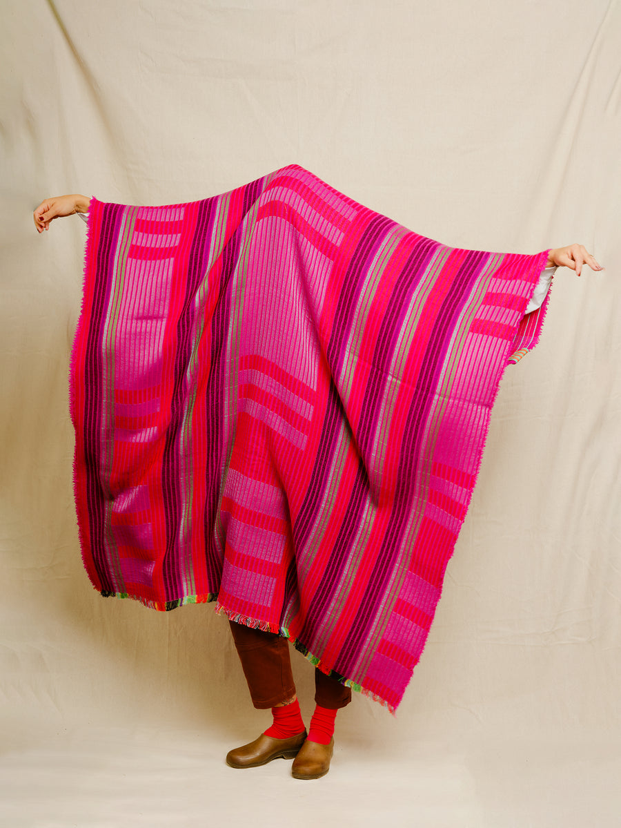 Estuary Wool Woven Blanket in Fuschia