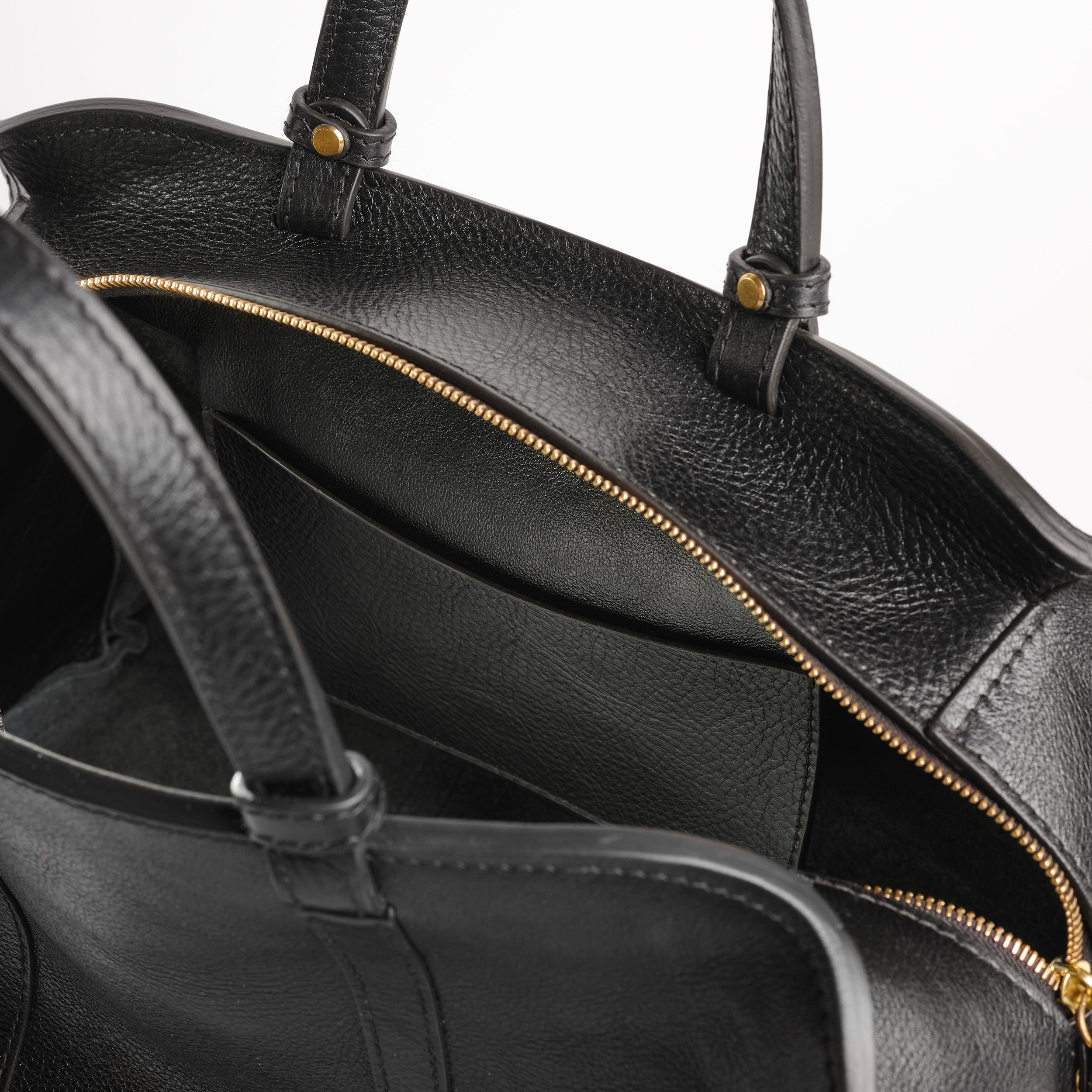 Rhodes Duffel in Black – LINDQUIST
