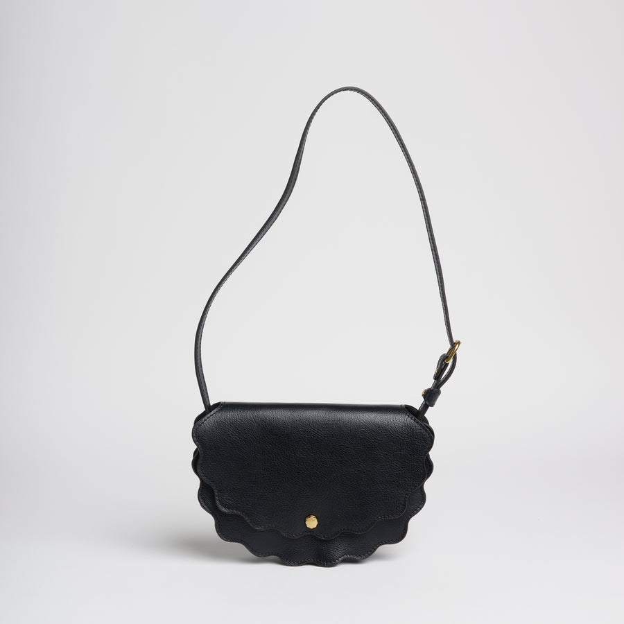Limited Edition Scallop Shell Mezzo in Black