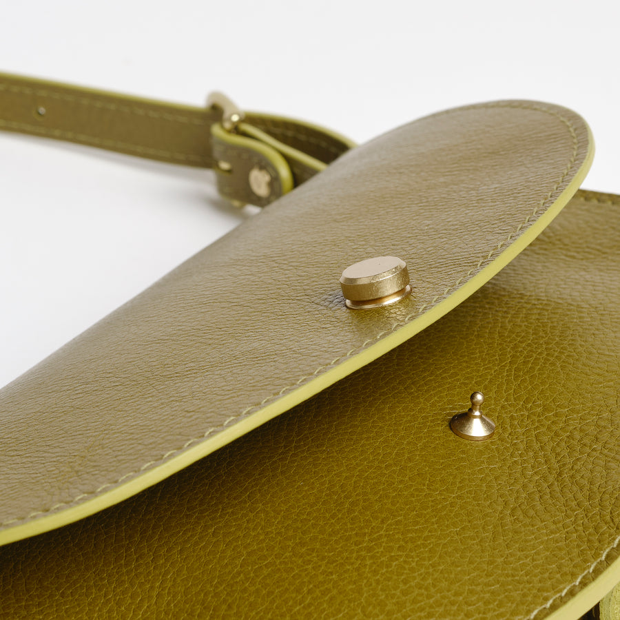 Mezzo in Green Ochre