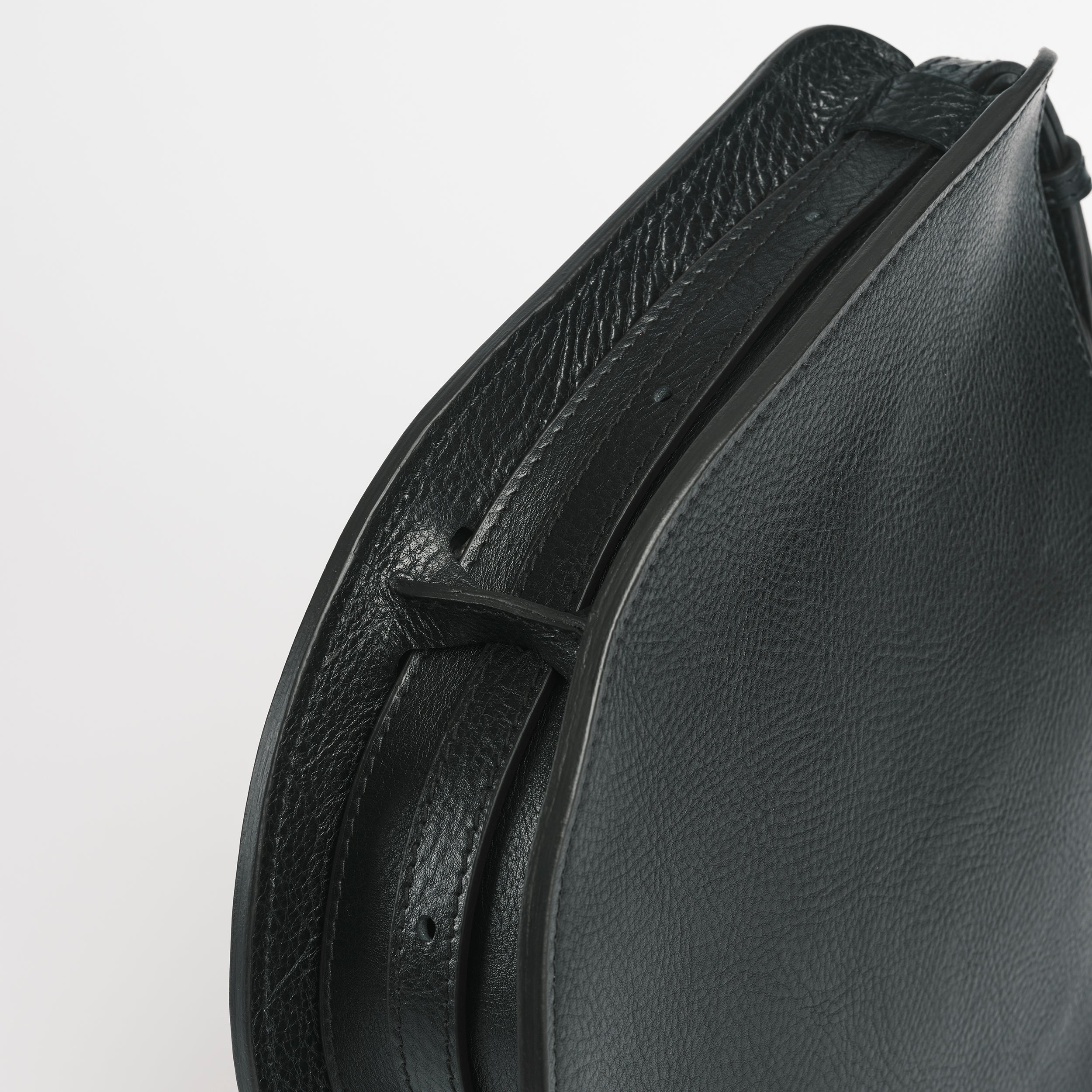 Savoie in Black – LINDQUIST