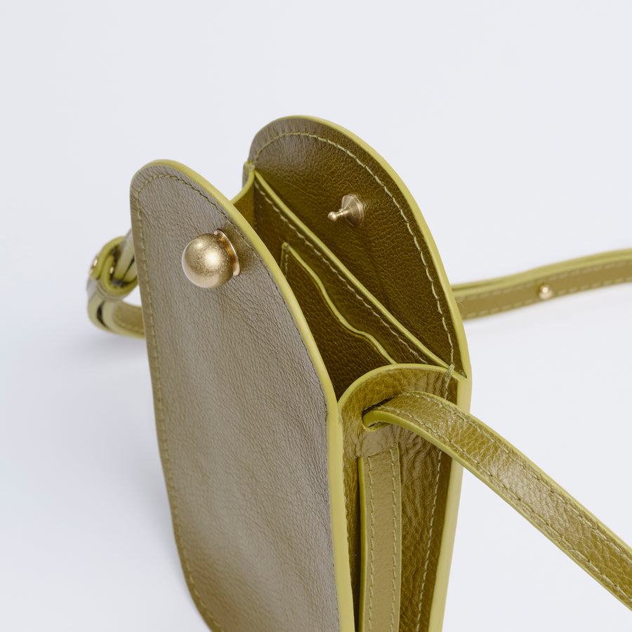 Segui in Green Ochre