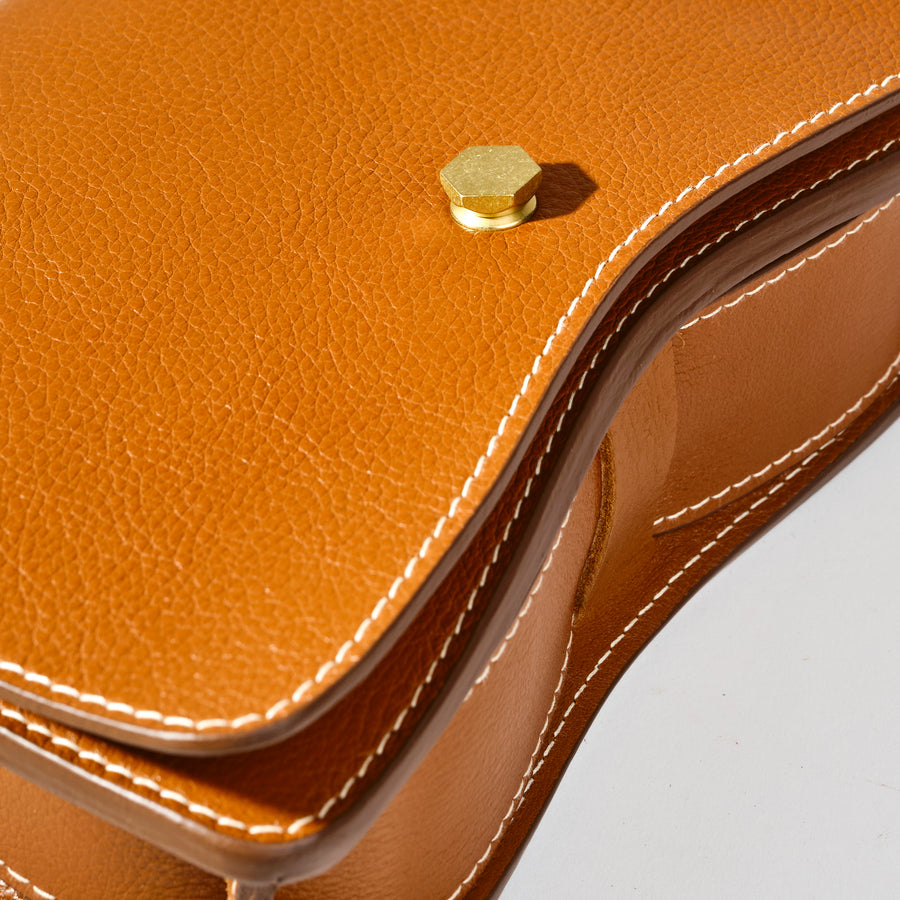 Val in Leather Brown – LINDQUIST