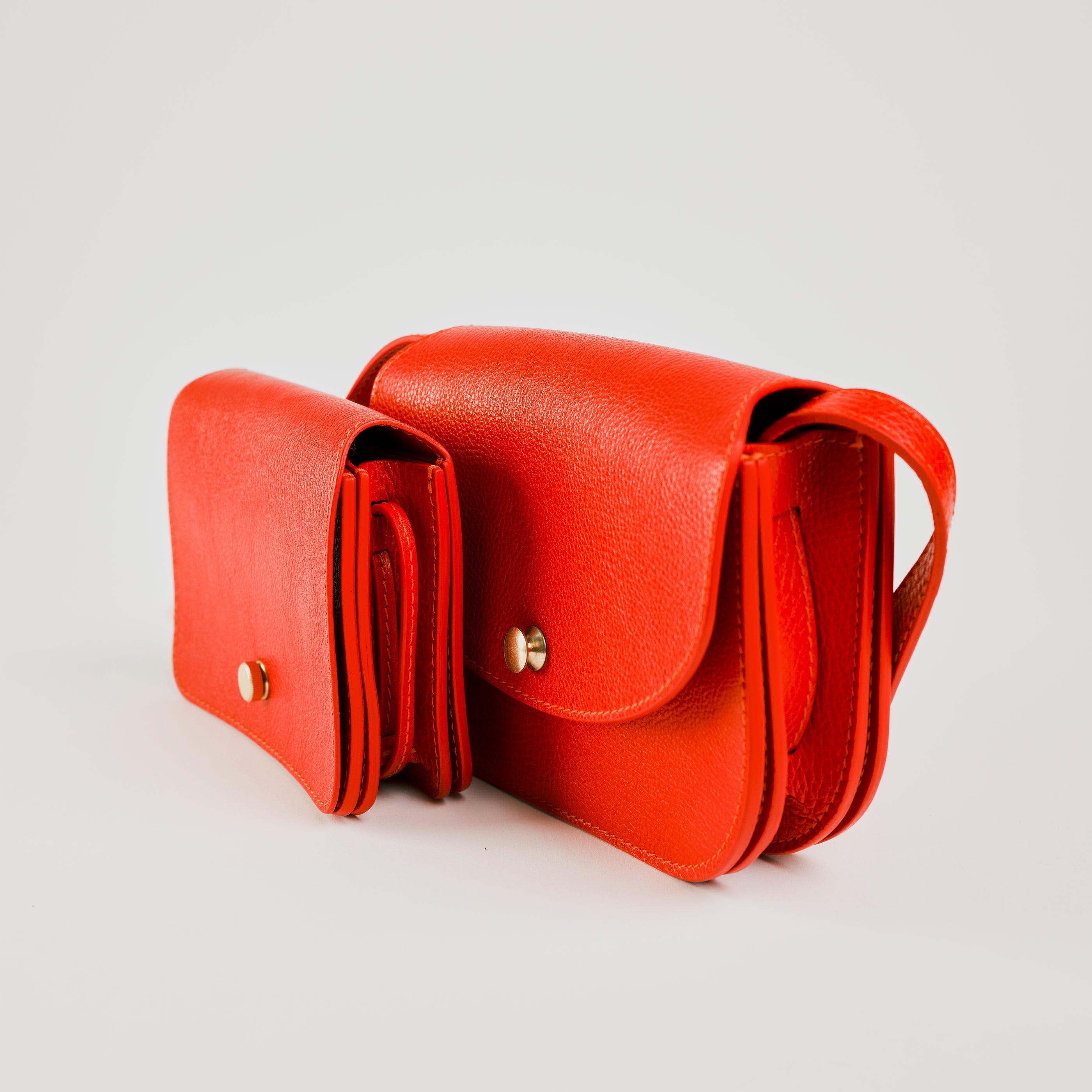 Lindquist Object Cyl backpack persimmon Lindquist Segui in Persimmon – VESTIGE main image 2